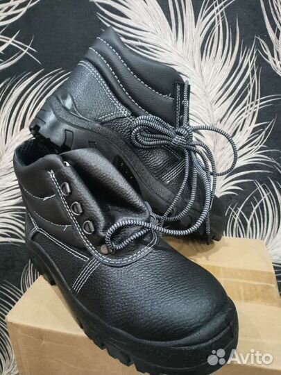 Ботинки рабочие летние 39