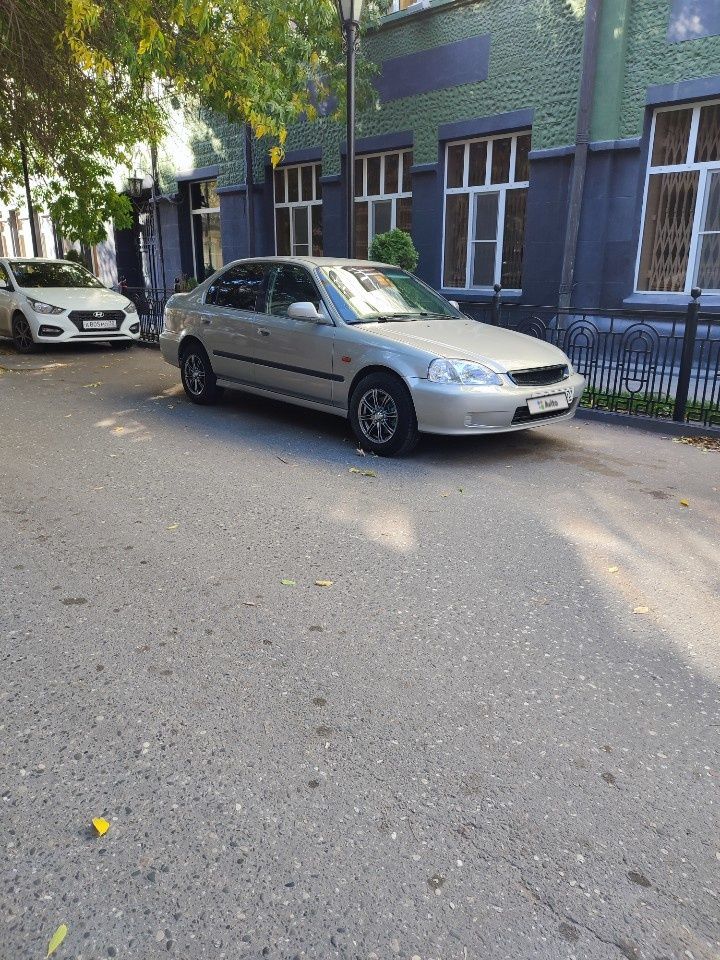 Honda Civic: фото владельца