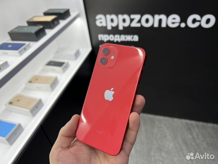 iPhone 12, 64 ГБ