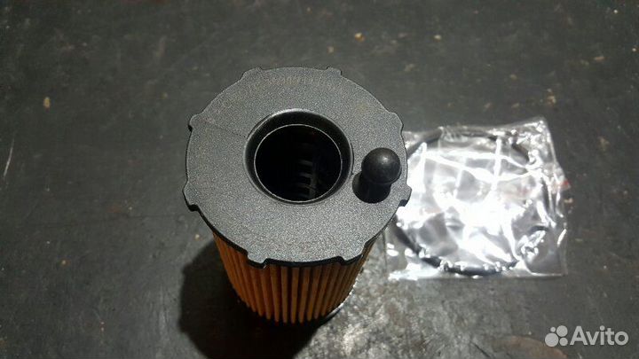 Масляный фильтр Audi 4.2 FSI