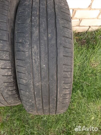 Bridgestone Dueler 684 215/60 R17 96