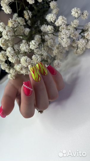 Наращивание, покрытие ногтей