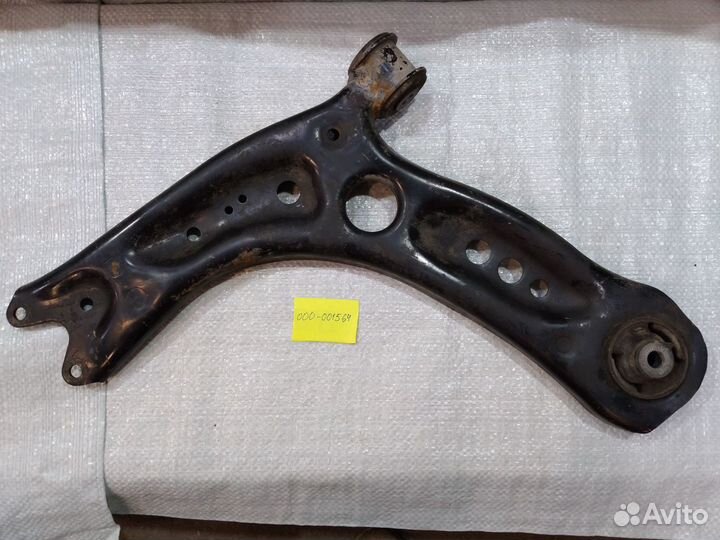 Рычаг передний левый VAG
