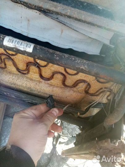 Передние сиденья нива шевроле 2123