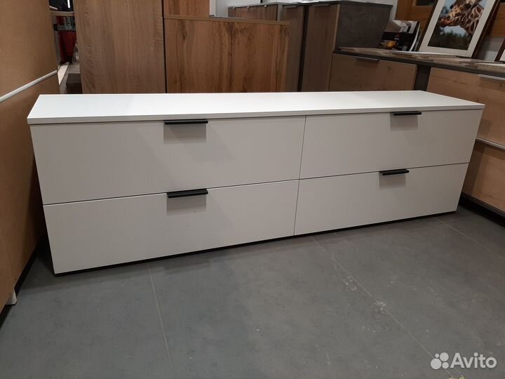 Тумба TV 1,6 м 4 ящика белая