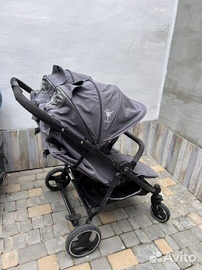 Прогулочная коляска бу для двойни