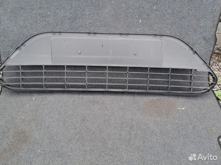Решетка в передний бампер Ford Focus 2 рейсталинг