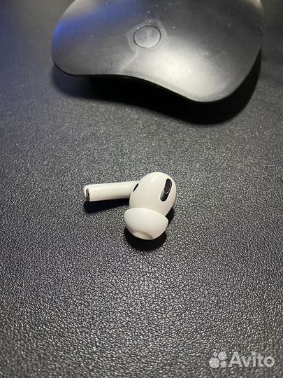 Наушник Apple airpods pro левый (L) оригинал