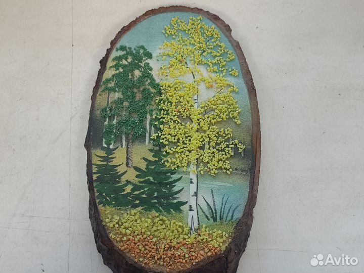 Картина на спиле дерева, янтарная мозаика