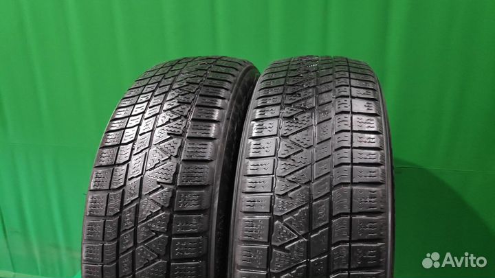 Kumho WinterCraft WS71 215/65 R17 99T