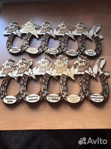 Сувениры из дерева