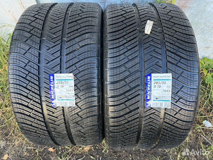 Michelin Pilot Alpin PA4 295/35 R19 104V
