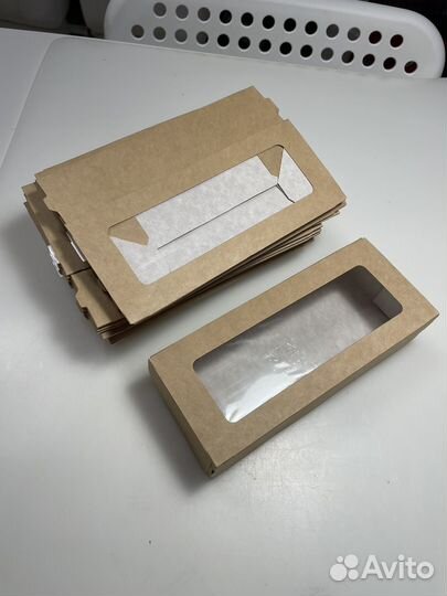 Крафт коробки самосборные с окном