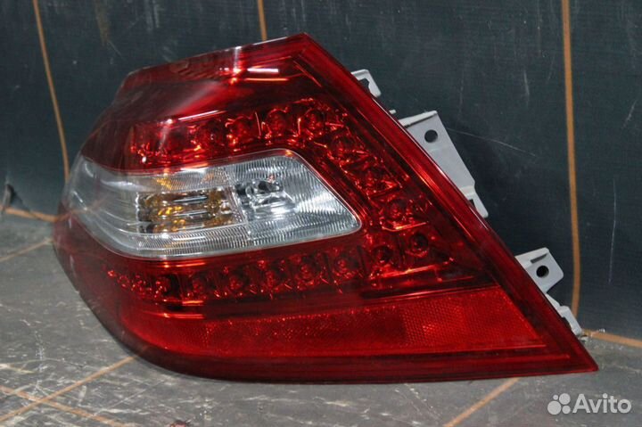 Фонарь левый - Nissan Teana J32