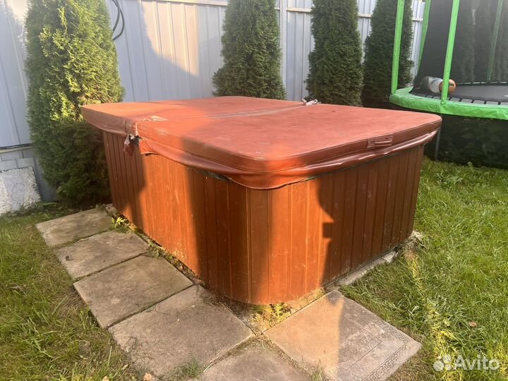 Спа бассейн джакузи