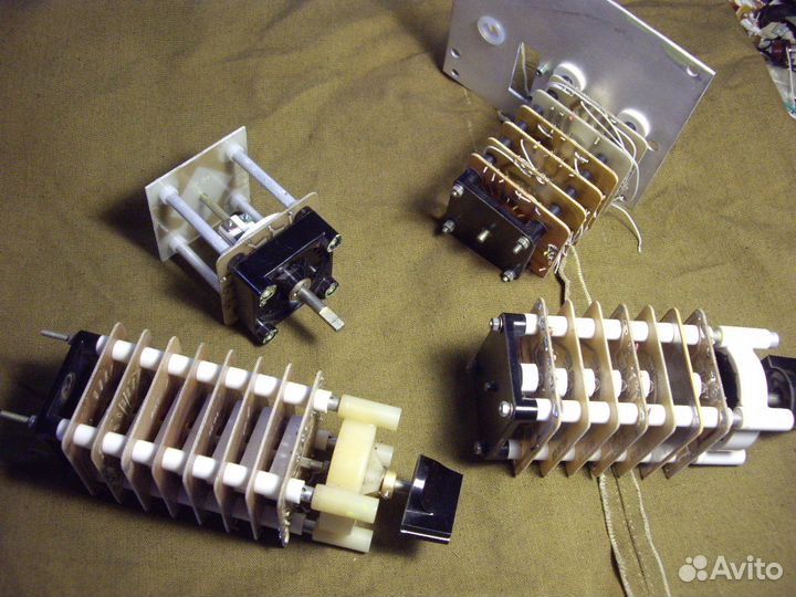 Переключатели 4 штуки для радиолюбителя