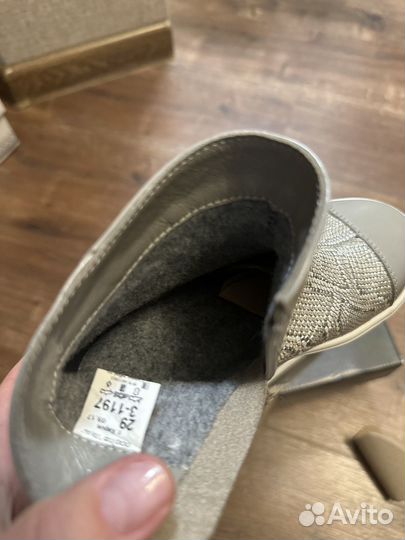 Ботинки осенние для девочки 29 размер