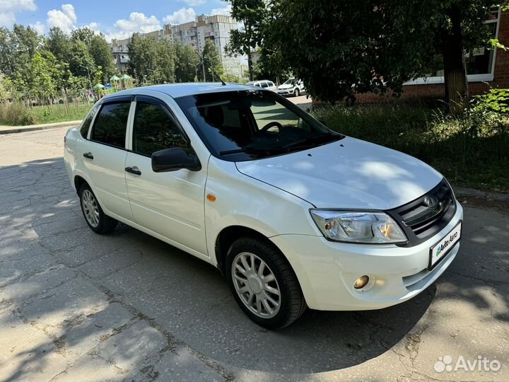 LADA Granta 1.6 МТ, 2015, 130 600 км