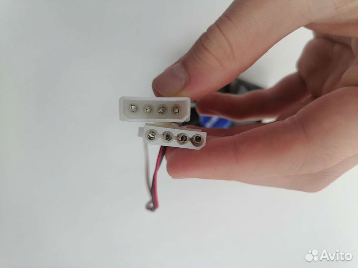 Вертушка от фирмы gigabyte 12v model: DF802512rfln