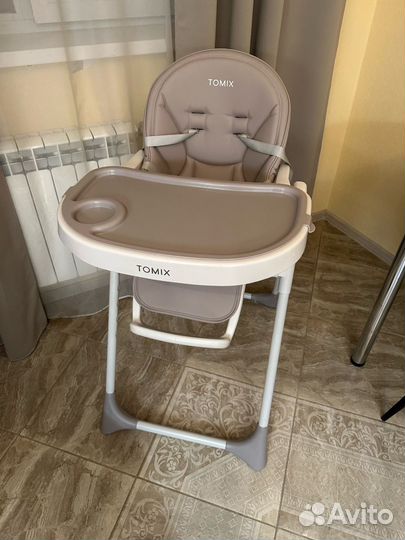 Стульчик для кормления tomix