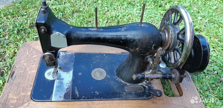 Швейная машинка бу старинная немецкая