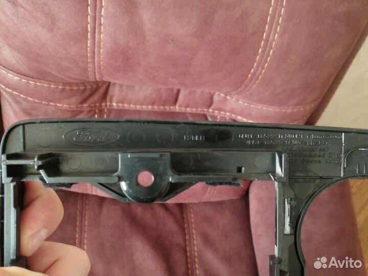 Рамка для штатной магнитолы ford focus