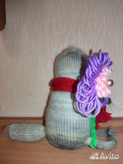 Вязаный спицами кот Тимофей