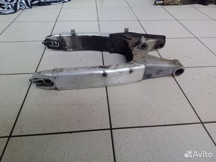 Маятник Honda CBR 600 F4