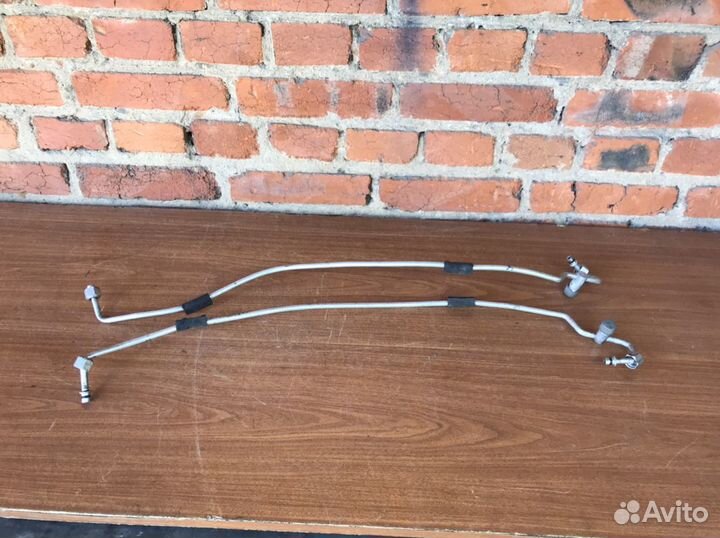 Трубка кондиционера 3.0 тонкая Mitsubishi Pajero 4