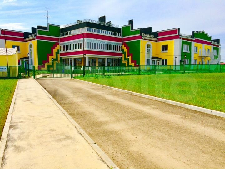 Дом 300 м² на участке 7 сот.