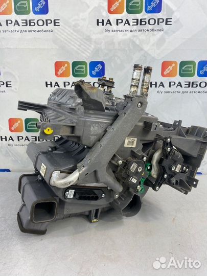 Корпус отопителя (печки) левый Hyundai Santa Fe DM