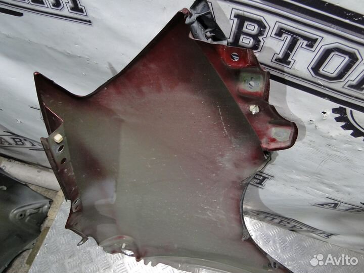 Крыло переднее Toyota Sienna 2 2005 3.3