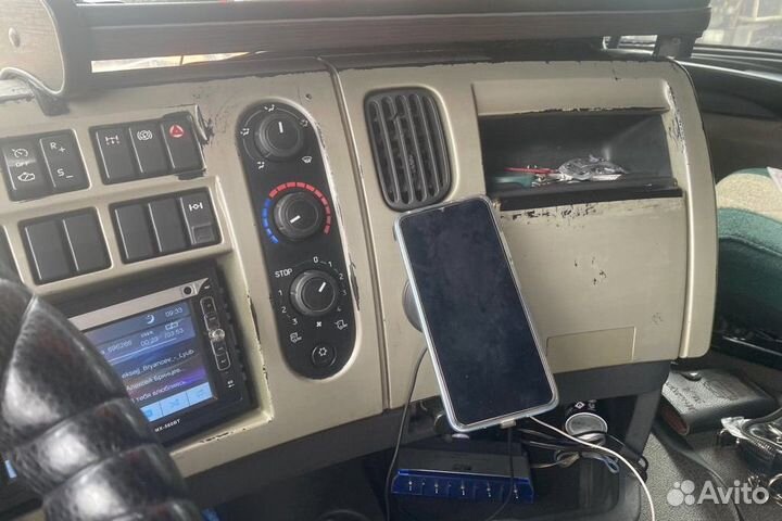 Renault Premium 380.19T, 2011