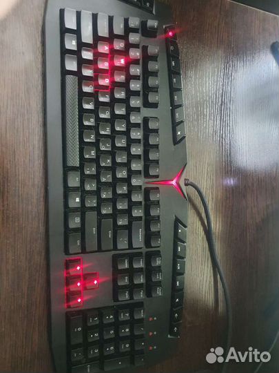 Игровая клавиатура Lenovo Y