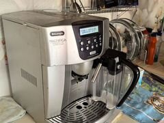 Кофемашина delonghi