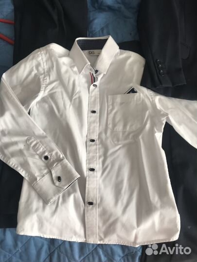 Продам костюм на мальчика р 122