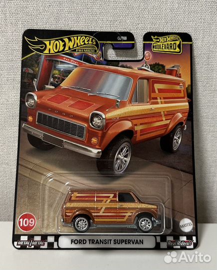 Hot Wheels Premium Ford Transit Supervan