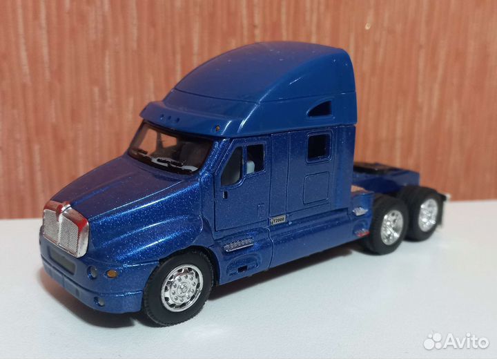 Модель kenworth T2000