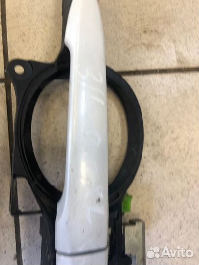 Ручка двери внешняя задняя левая Mitsubishi