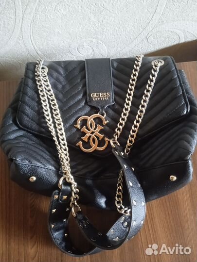 Сумка Guess est 1981