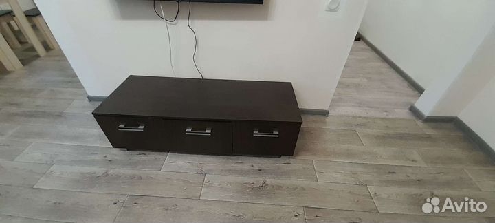 Тумба под телевизор бу