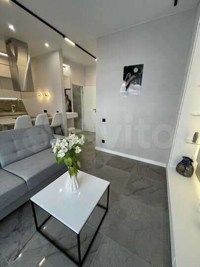 2-к. квартира, 44 м², 1/3 эт.