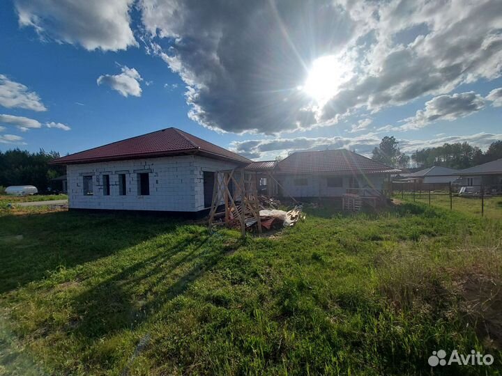 Бригада строителей