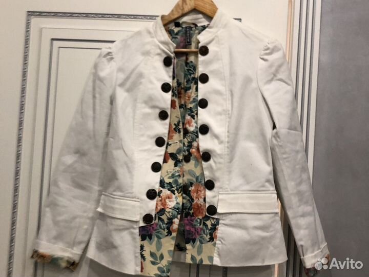 Джинсовый поджак для женщин