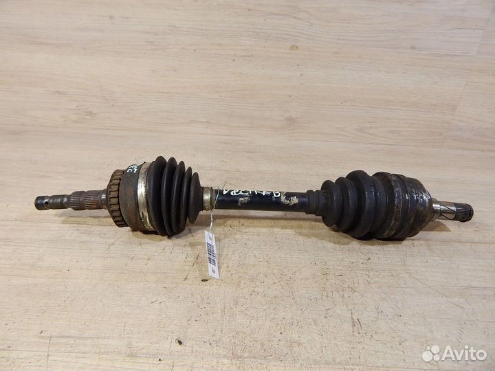 Привод левый Opel Vectra B 1,8 / 2,0 бензин