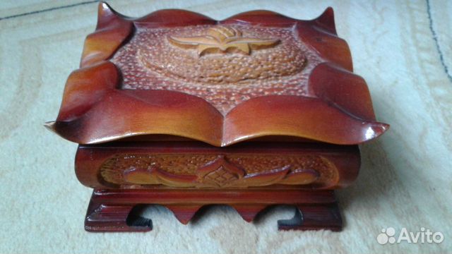 Деревянные резные шкатулки ручной работы