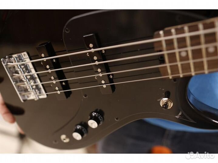 Aria JET-B BK - бас-гитара, цвет чёрный