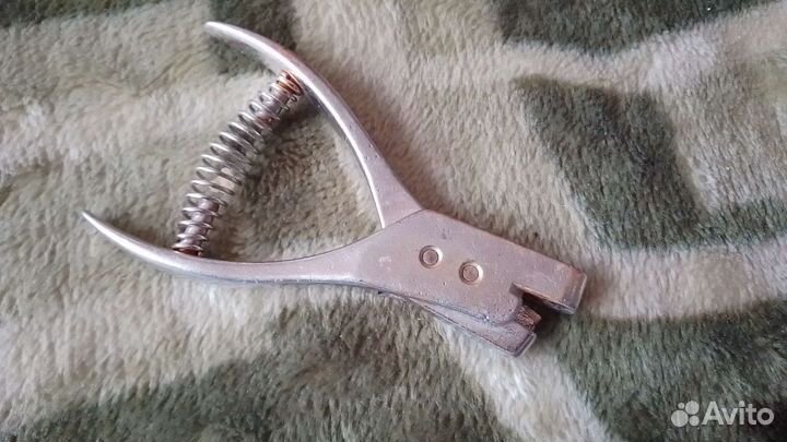 Пломбиратор для свинцовых пломб