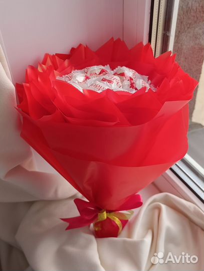 Букет из Рафаэлло на 1 сентября