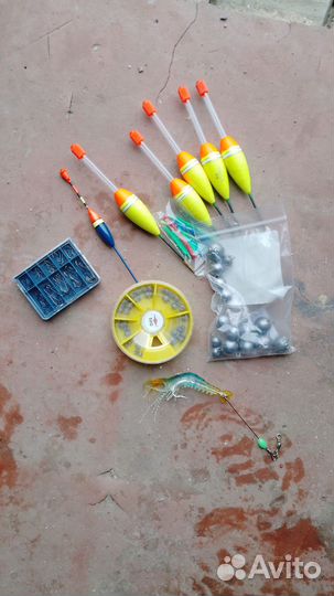Рыболовные принадлежности